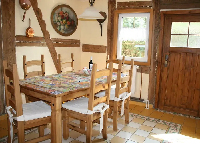 Historisches Kuesterhaus Reetdachtraeume * Putzar